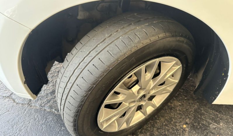 
								RENAULT LOGAN 1.0 12V SCE FLEX ZEN MANUAL full									