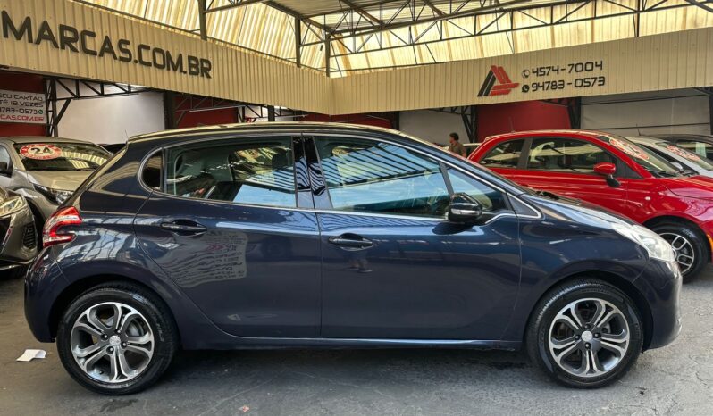 
								PEUGEOT 208 1.6 GRIFFE 16V FLEX 4P AUTOMÁTICO full									