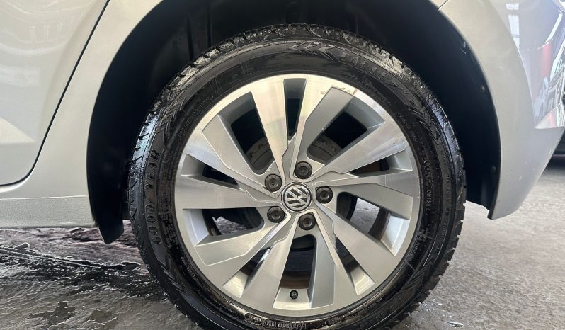 
								VOLKSWAGEN POLO 1.0 MPI TOTAL FLEX MANUAL full									