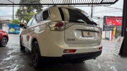 
										MITSUBISHI OUTLANDER 3.0 GT 4X4 V6 24V GASOLINA 4P AUTOMÁTICO full									
