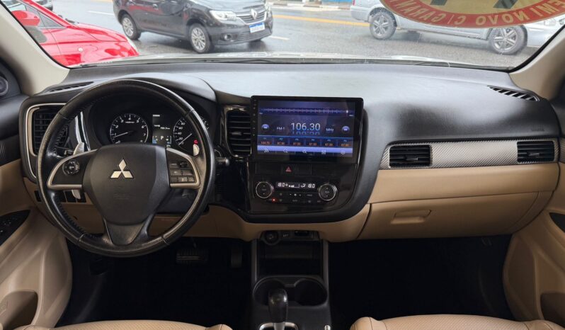 
								MITSUBISHI OUTLANDER 3.0 GT 4X4 V6 24V GASOLINA 4P AUTOMÁTICO full									