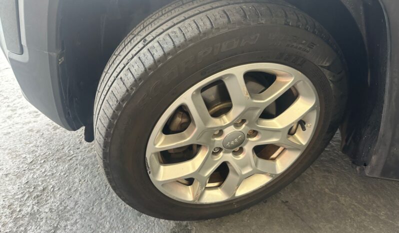
								JEEP RENEGADE 1.8 16V FLEX LONGITUDE 4P AUTOMÁTICO full									