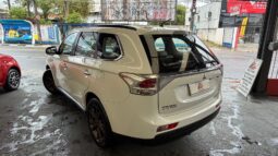 
										MITSUBISHI OUTLANDER 3.0 GT 4X4 V6 24V GASOLINA 4P AUTOMÁTICO full									