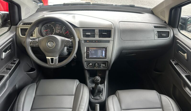 
								VOLKSWAGEN FOX 1.6 MSI COMFORTLINE 8V FLEX 4P MANUAL full									