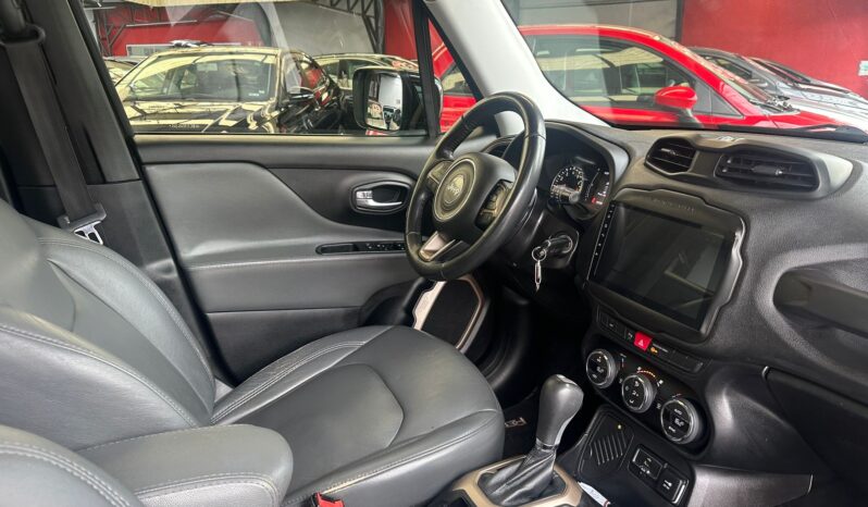 
								JEEP RENEGADE 1.8 16V FLEX LONGITUDE 4P AUTOMÁTICO full									