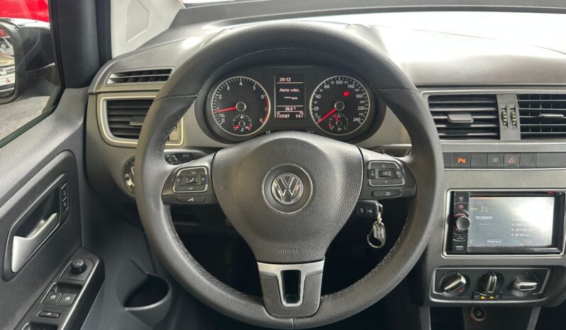 
								VOLKSWAGEN FOX 1.6 MSI COMFORTLINE 8V FLEX 4P MANUAL full									