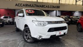 MITSUBISHI OUTLANDER 3.0 GT 4X4 V6 24V GASOLINA 4P AUTOMÁTICO
