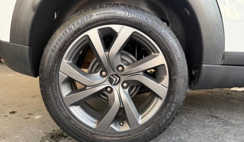 
								CITROËN C4 CACTUS 1.6 VTI 120 FLEX FEEL EAT6 full									